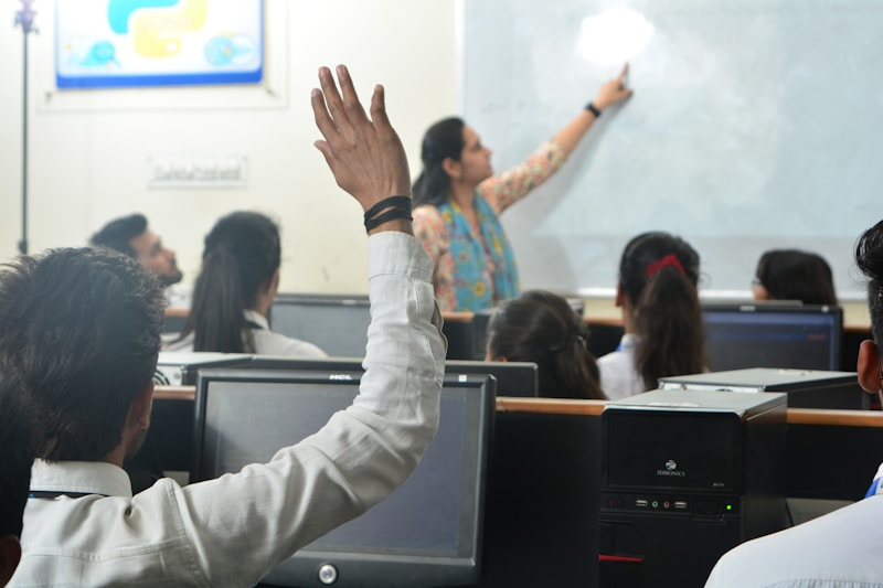 Students in an Indian classroom